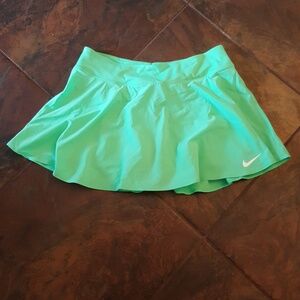 Nike Dri-FIT lime green tennis skirt skort